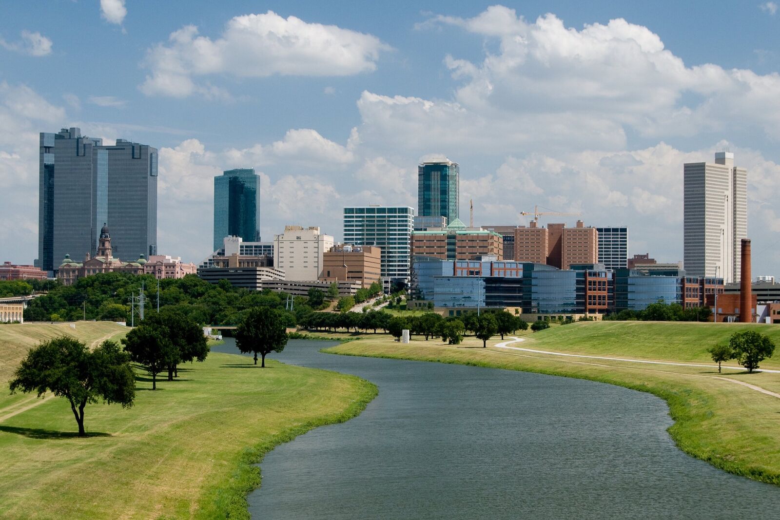 TUCKER AGENCY - Fort Worth121 N. Rayner St Fort Worth, TX 76111 817.336.8520